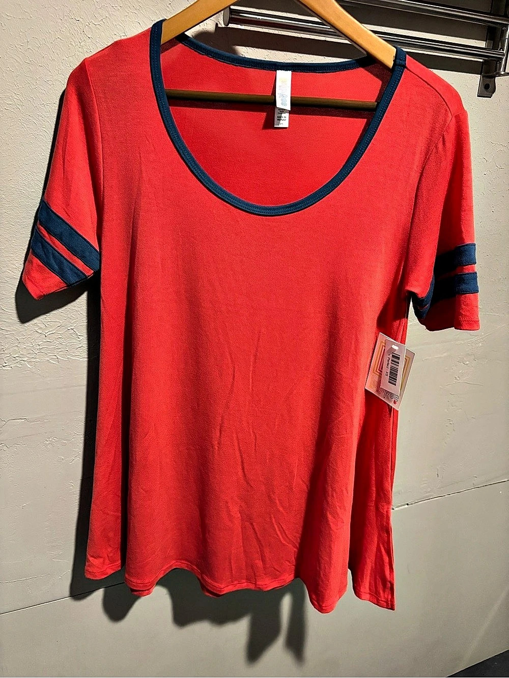 Lularoe Perfect T Short Sleeve Tee Red & Blue XS NWT
